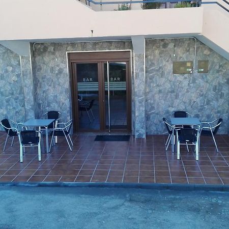 Hostal Nuevo Alonso Bembribe Екстериор снимка