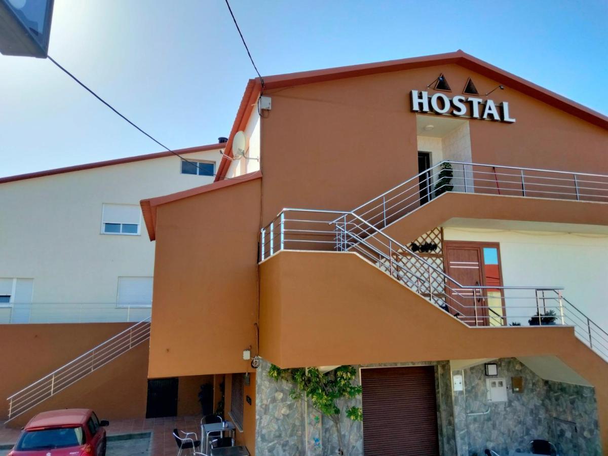 Hostal Nuevo Alonso Bembribe Екстериор снимка