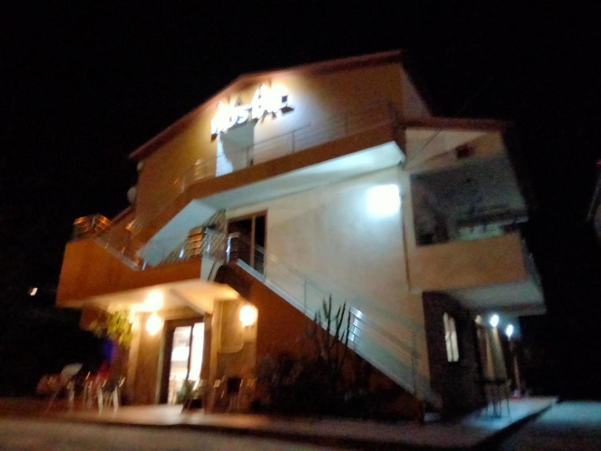 Hostal Nuevo Alonso Bembribe Екстериор снимка