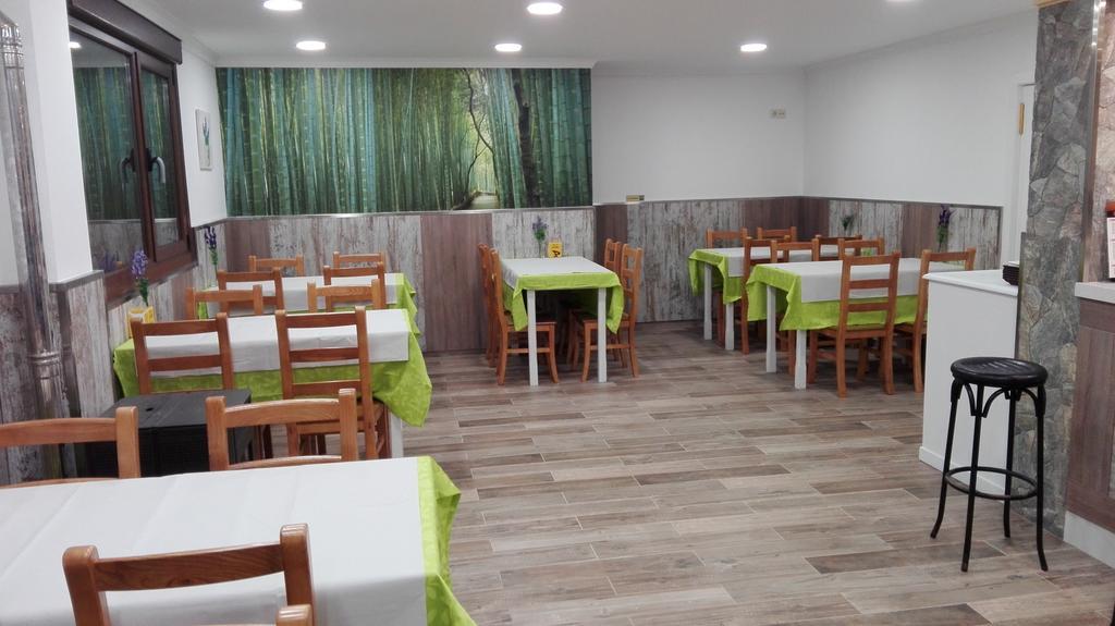 Hostal Nuevo Alonso Bembribe Екстериор снимка